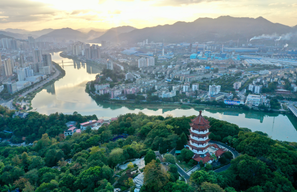 福建，歷史長(cháng)河中的璀璨明珠