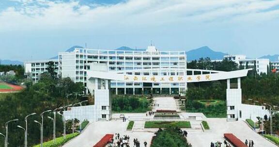 江西之旅，初學(xué)者必看——品味美食與掌握攝影技巧