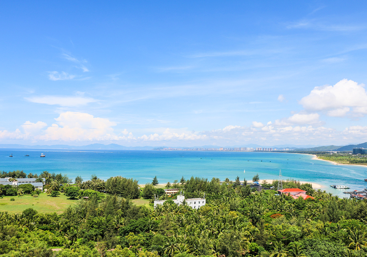 南海翡翠，作家筆下的海南風(fēng)情之旅