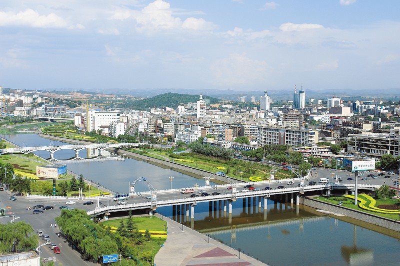 陽(yáng)泉，多維視角下的城市論述